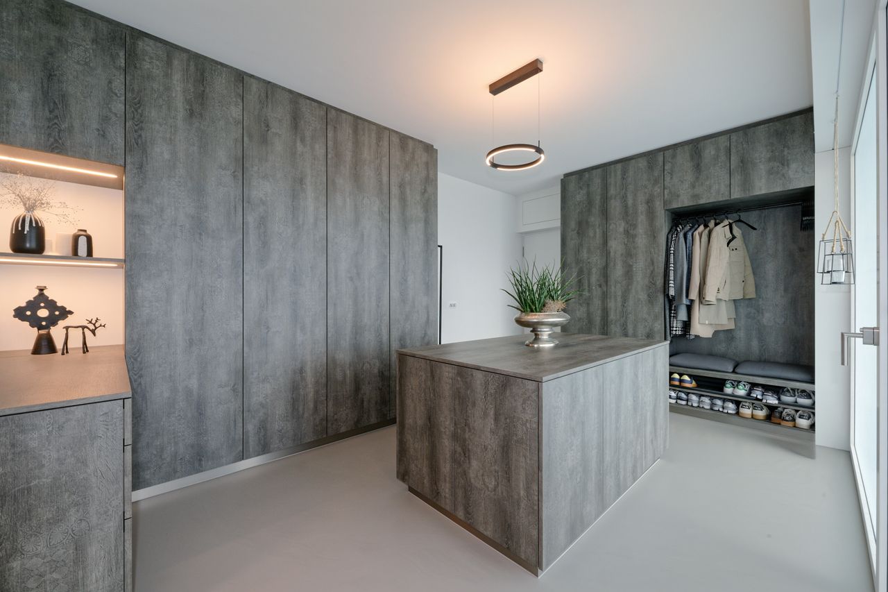 Entrée mit Einbauschränken