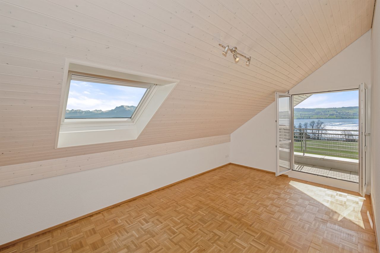 Zimmer links DG